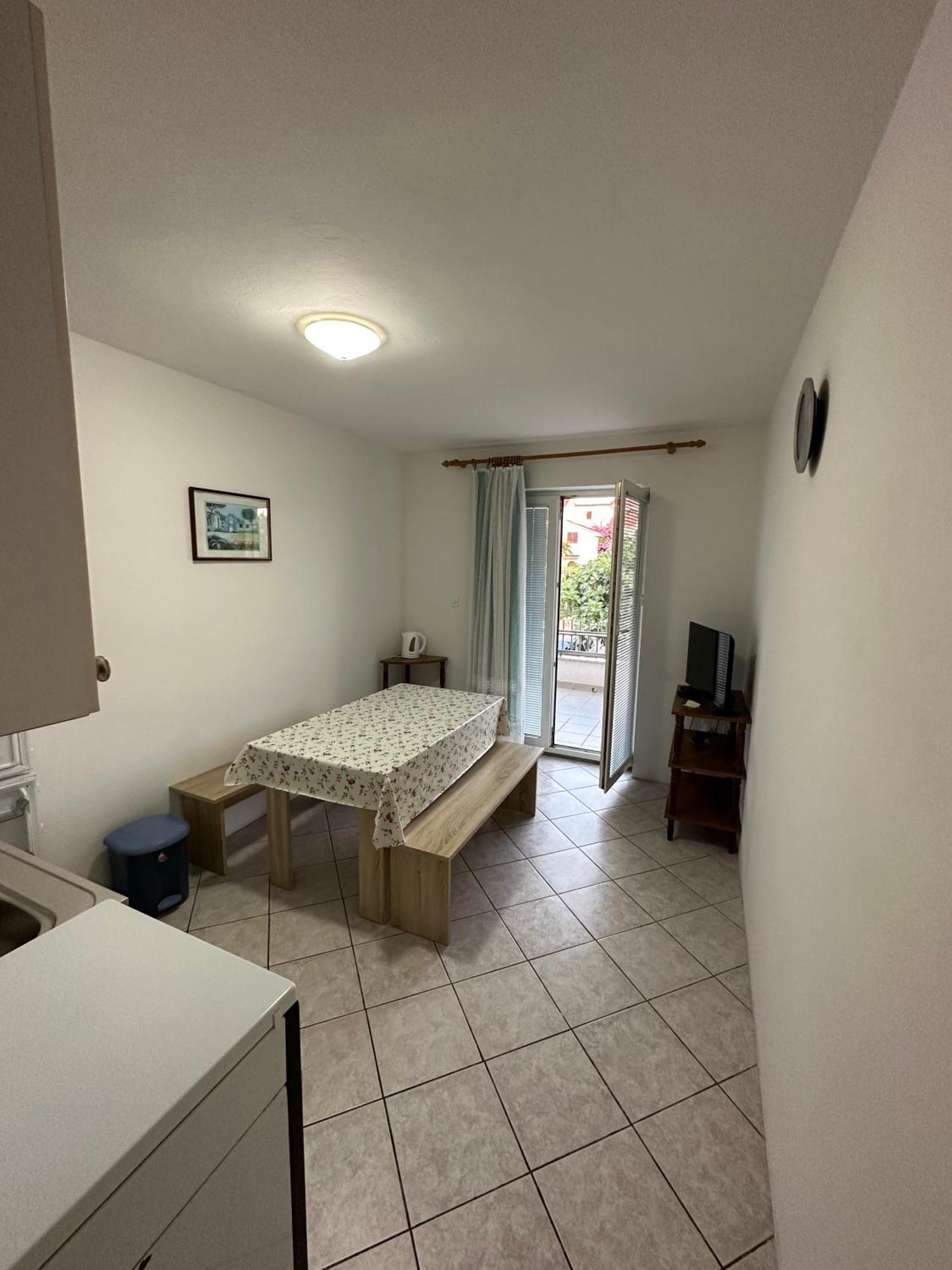 Apartmani Ana Malinska Luaran gambar