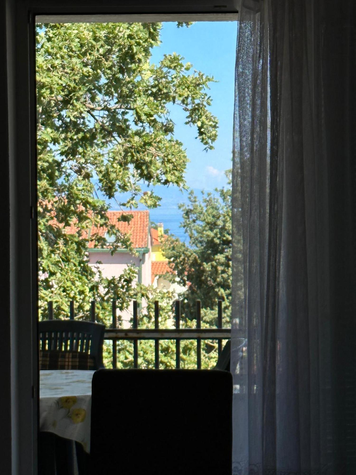 Apartmani Ana Malinska Luaran gambar