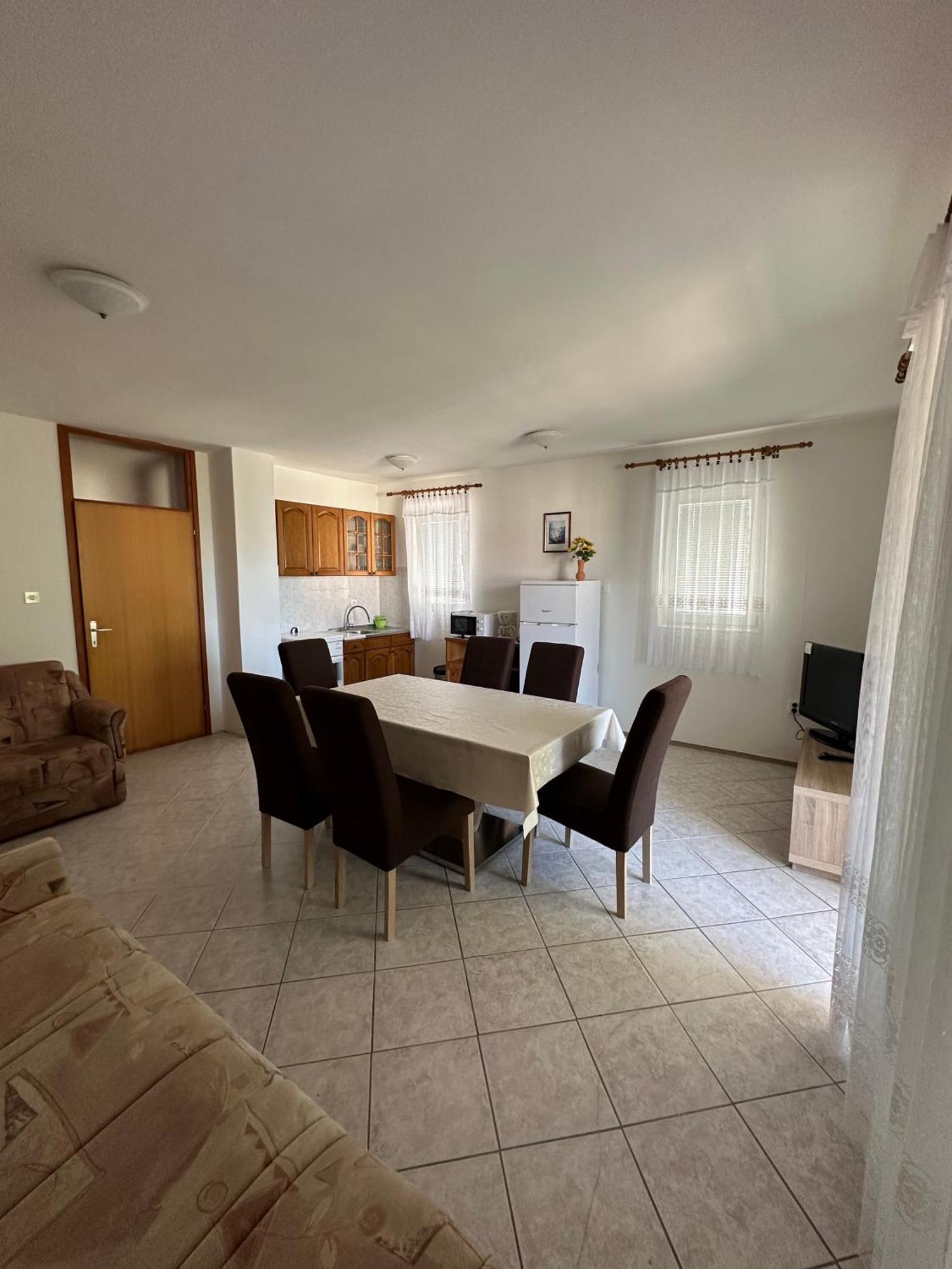 Apartmani Ana Malinska Luaran gambar